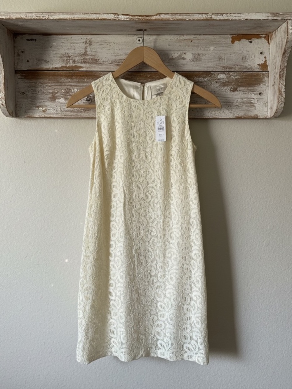 LOFT Cream Lace Sleeveless Shift Dress - Picture 1 of 1